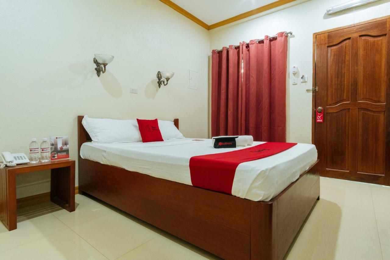 Reddoorz Premium Near Pristine Beach Hotel Puerto Princesa Exterior photo